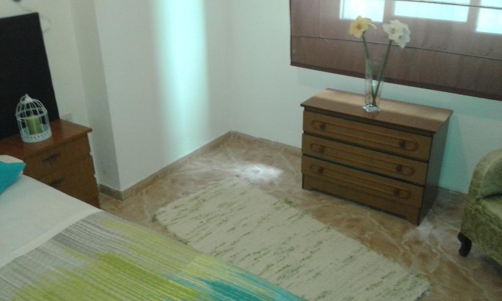 Comet Suites Almona Granada Rum bild