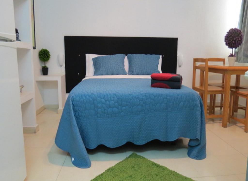 Comet Suites Almona Granada Rum bild