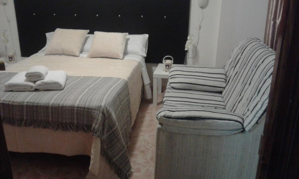 Comet Suites Almona Granada Exteriör bild