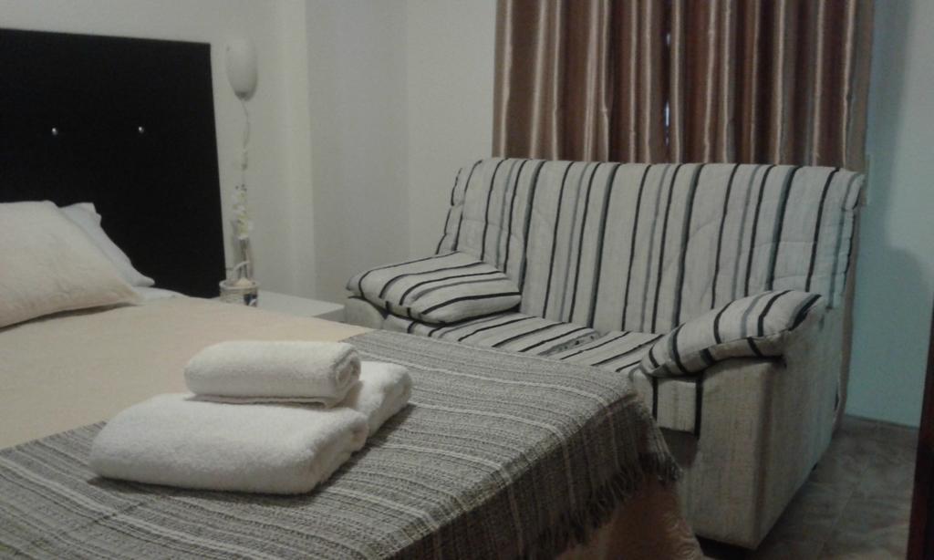 Comet Suites Almona Granada Exteriör bild