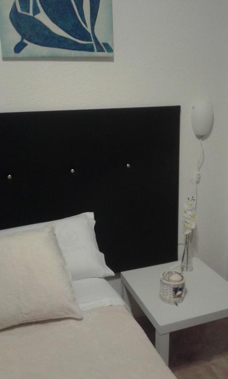 Comet Suites Almona Granada Exteriör bild
