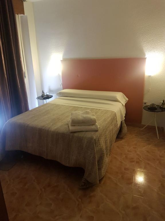 Comet Suites Almona Granada Exteriör bild