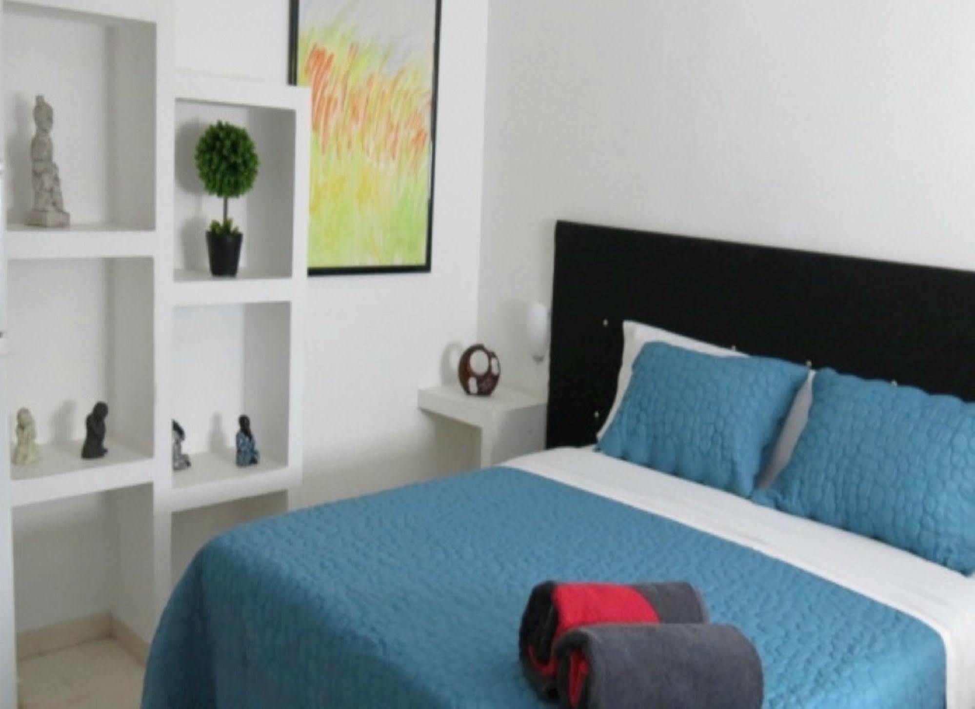 Comet Suites Almona Granada Exteriör bild